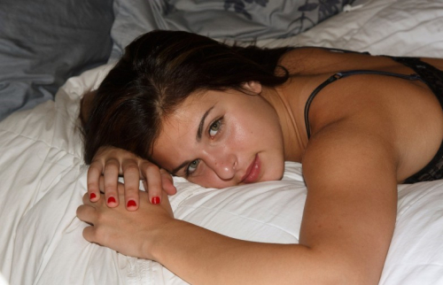 Индивидуалка СПб Валя Шатенка c 2 размером груди у метро Парнас Санкт-Петербург Фото-1