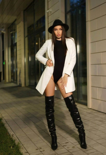 Индивидуалка СПб Инесса  Брюнетка c 2 размером груди у метро Академическая Санкт-Петербург Фото-3