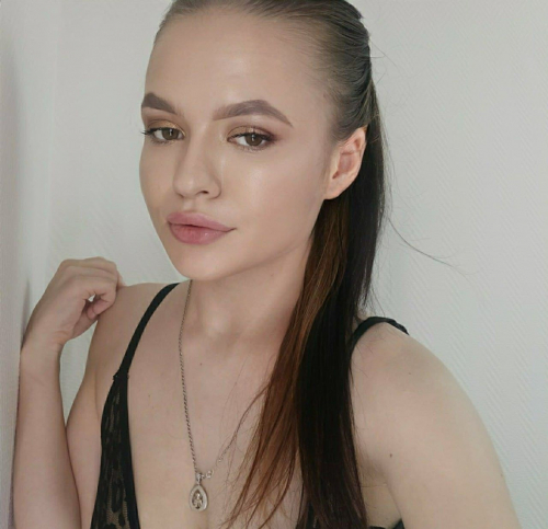 Индивидуалка СПб Диодора Шатенка c 3 размером груди у метро Гостиный Двор Санкт-Петербург Фото-1